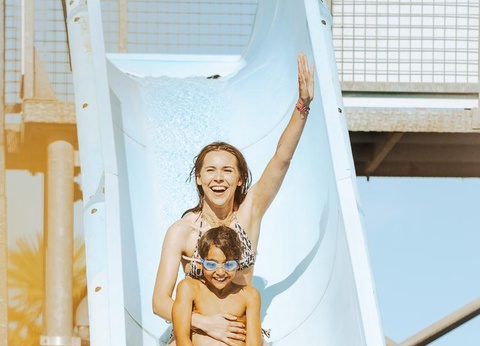 Sunêlia Camping Les Places Dorées, 5* - 8