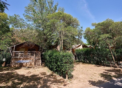 Camping Les Pêcheurs, 4* - 63