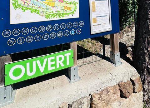 Camping Ushuaïa Village Les Pins d'Ucel 4* - 33