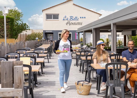 Camping Romanée - La Belle Henriette, 4* - 43