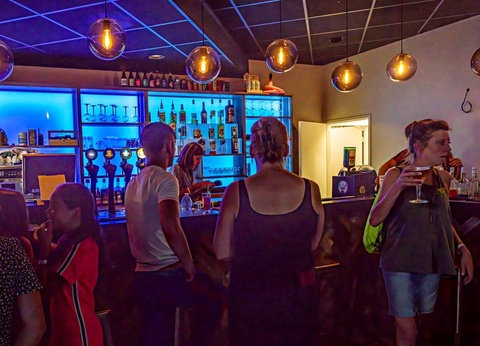 Camping Les Pirons, 5* - 65