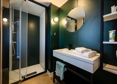 Camping l'Abri des Pins 4* - 7