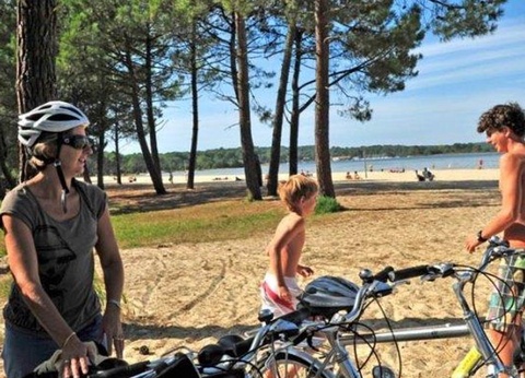 Camping les Bruyères, 3* - 39