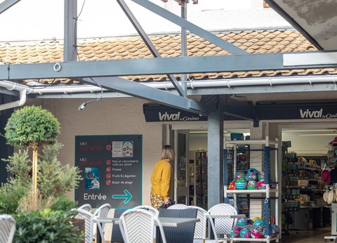 Camping Lou Broustaricq, 4* - 57