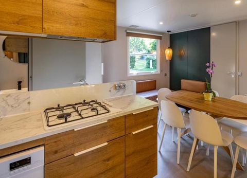 Flower Camping et Base de Loisirs de Rouffiac, 3* - 36