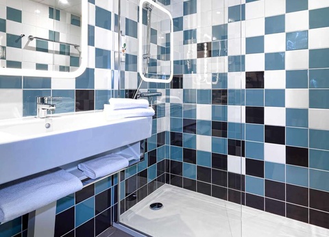 Romantisme avec champagne près d'Avignon - 3* - 21