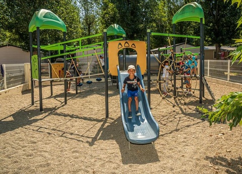 Camping Le Clos Virgile, 4* - 56