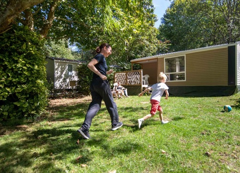 Camping l'Arize, 4* - 17