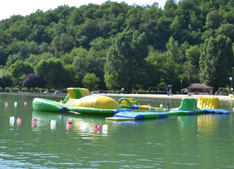 Camping Le Pont de Mazerat, 4* - 70