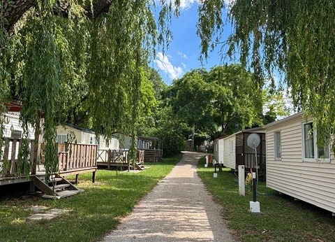 Camping Lou Troumpetoun - 2