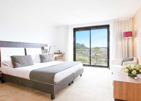 Escapade romantique avec spa, champagne et massages près d'Antibes - 4* - 23