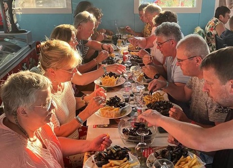 Camping du Vieux Château, 3* - 25