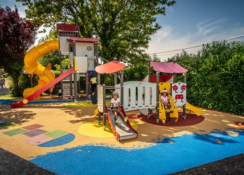 Camping Nid d'été 4* - 8