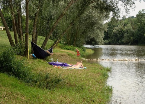 Camping Les Bords de Loue, 3* - 54