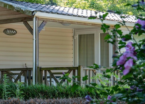 Camping La Bourgnatelle, 3* - 41