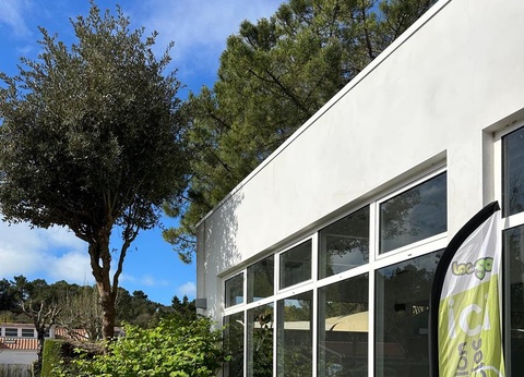 Camping L'Abri des Pins, 4* - 257