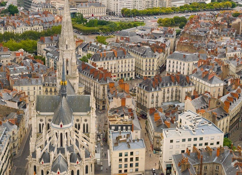 Escale design en plein coeur de Nantes 4* - 10