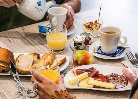 Profitez d'une escapade romantique avec champagne dans la ville historique de Rocamadour - 4* - 20