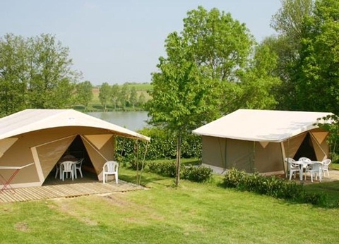 Camping Les Coteaux du Lac, 4* - 25