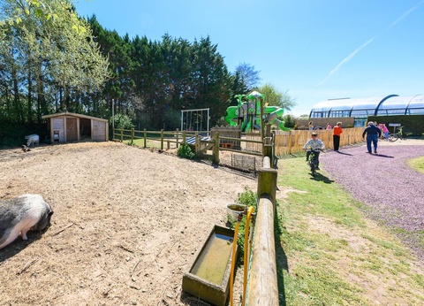 Camping Les Carolins, 3* - 6