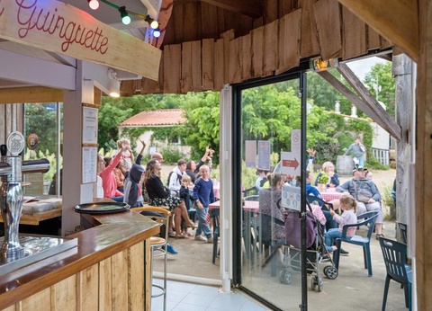 Camping La Grand Métairie - Camping Paradis, 4* - 23