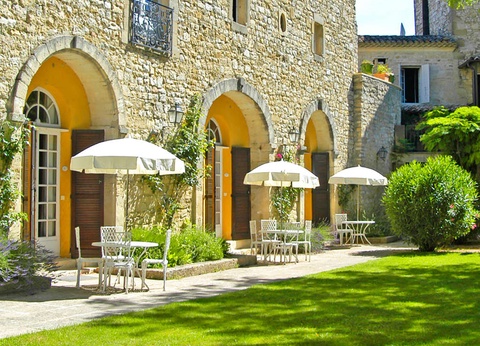 Nouvel an 2026 gastronomique et de charme non loin de Nîmes, chambre château - 3* - 5