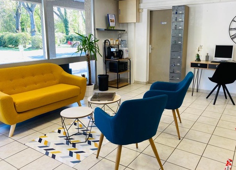 Camping du Pont d'Avignon, 4* - 22