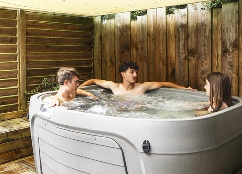 Flower Camping Le Val De Vie, 4* - 8