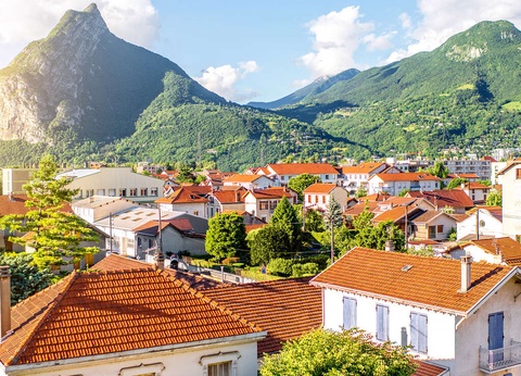 Séjour à Grenoble et entrées pour le parc Walibi à 1h de route - 3* - 10