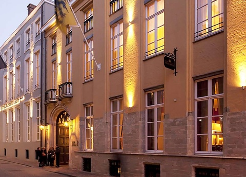 Séjour au centre de Bruges avec vue sur les canaux - 4* - 4