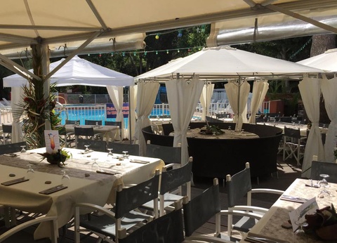 Camping Le Beau Vezé, 4* - 48