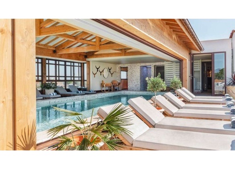 Expérience gourmande 5 étoiles en suite sur une île privée près de Perpignan - 5* - 27