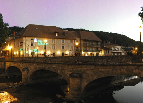 Profitez d'un weekend à Figeac et découvrez la gastronomie locale - 3* - 3