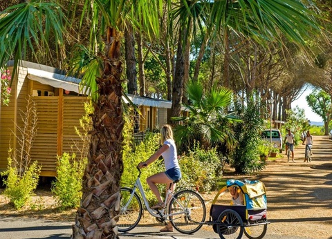 Camping Le Castellas, 4* - 35