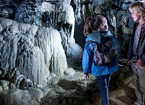 Un voyage au centre de la terre à la découverte de nombreux trésors géologiques... - 4* - 31