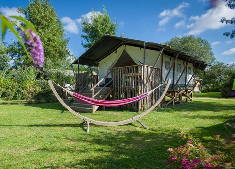 Camping Sites et Paysages - L'Etang de Brissac, 4* - 17