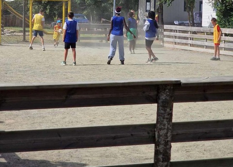 Camping Les P'tites Maisons dans la Prairie, 3* - 42