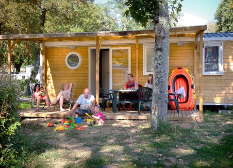 Camping Le Petit Rocher - 10