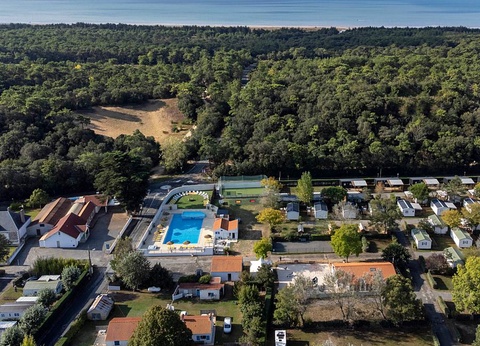 Flower Camping La Davière Plage, 4* - 17