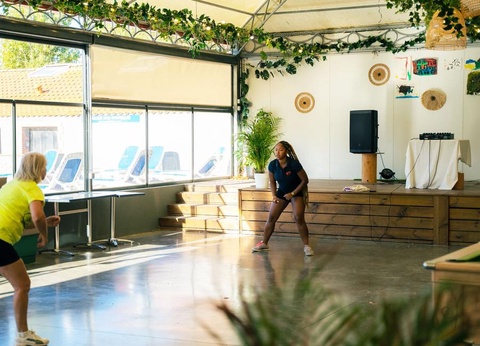 Camping Eden Villages La Pointe Saint-Gildas, 3* - 4