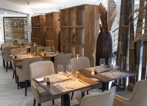 ÉChappée relaxante au coeur de Cannes avec accès au spa - 4* - 7