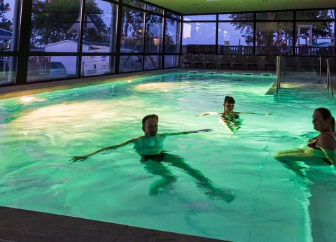 FLOWER Camping le Port de la Chaîne, 4* - 8