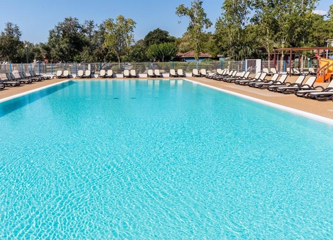 Camping Marina d'Erba Rossa, 4* - 2