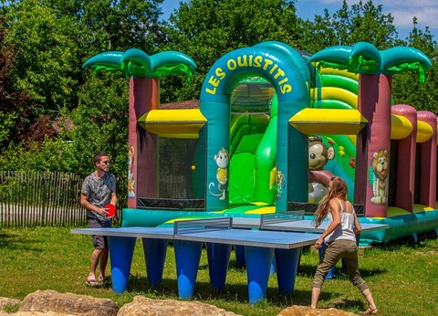 Camping Romanée - Lou Castel, 4* - 6