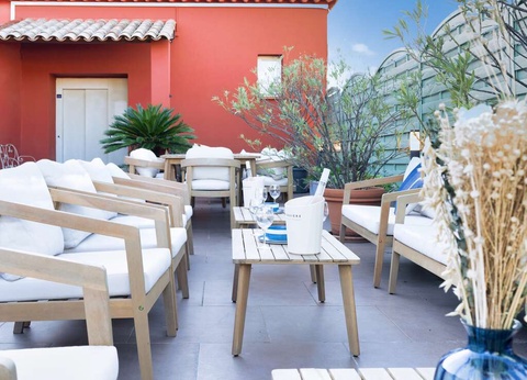 Weekend Romantique dans un village provençal aux portes de Cannes - 3* - 15