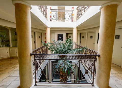 Bien être et gastronomie au coeur du village provençal à 40 minutes de Marseille - 4* - 8