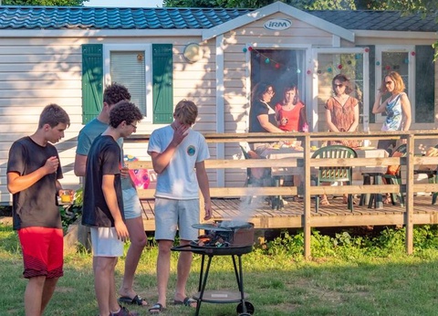 Camping Paradis - L'Europe, 4* - 34