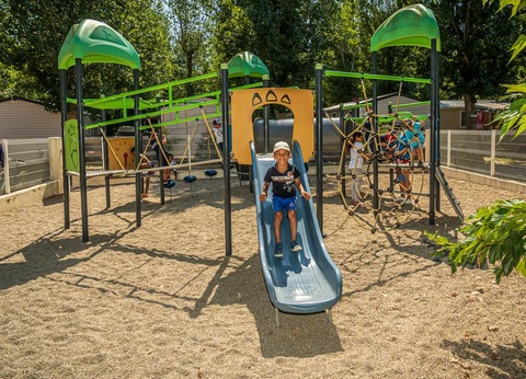 Camping Le Clos Virgile, 4* - 117