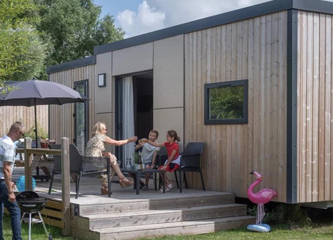 Flower Camping les Aubepines, 4* - 16