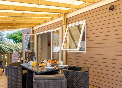 hu Montescudaio village, 3* - 163